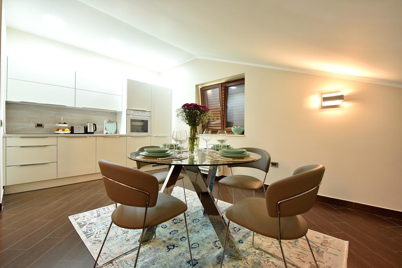 Ferienwohnung Maniva Penthouse By The Sea Kotor Exterior foto