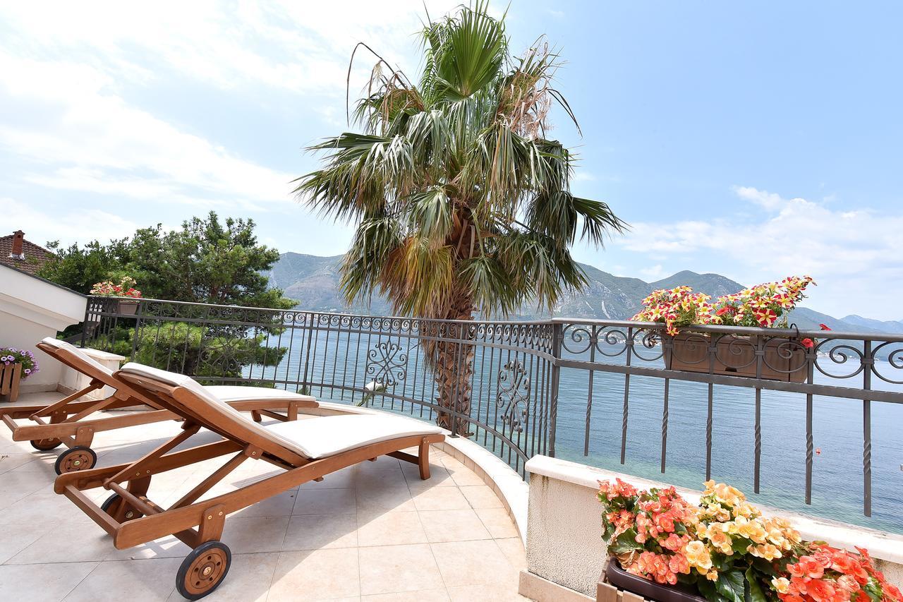 Ferienwohnung Maniva Penthouse By The Sea Kotor Exterior foto