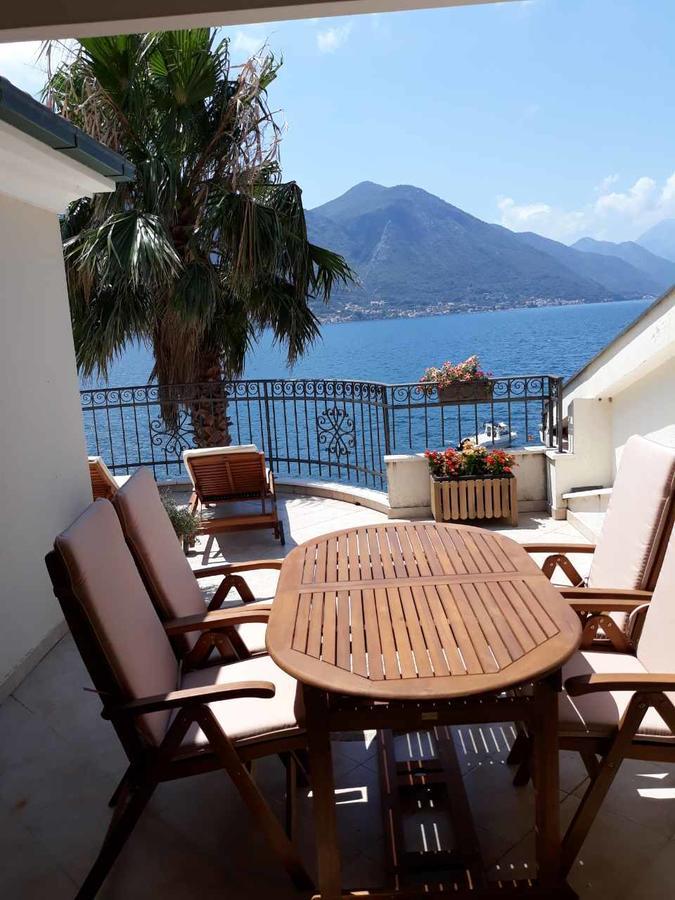 Ferienwohnung Maniva Penthouse By The Sea Kotor Exterior foto